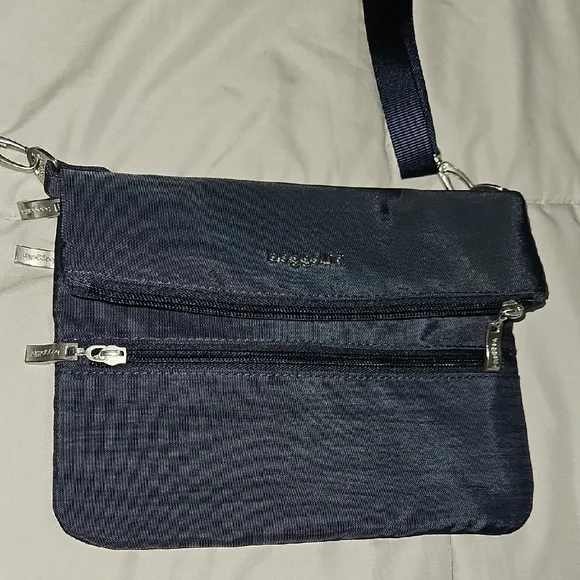 Baggallini Blue Crossbody Bag with Structured Design - Picture 11 of 12